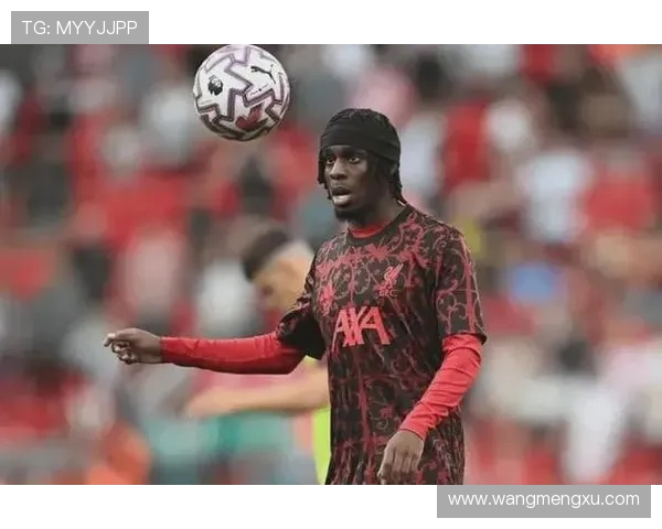 阿隆索欧冠赛后与弗林蓬神秘密谈十四分钟引发外界转会去向热议 阿隆索欧冠赛后与弗林蓬神秘密谈十四分钟引发外界转会去向热议