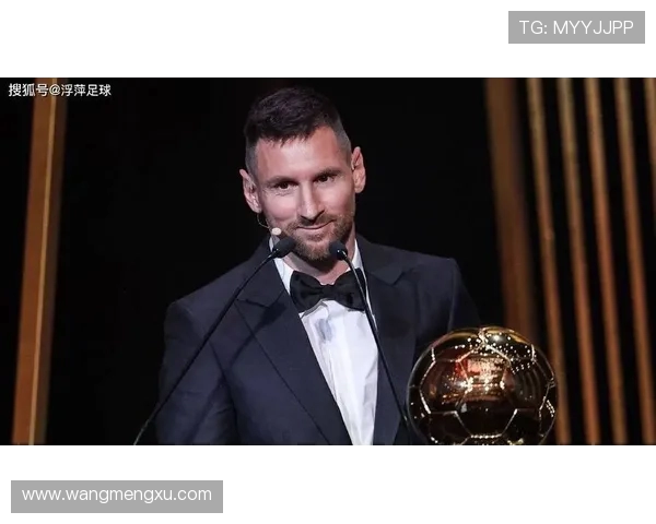 拉波尔塔以年龄太老拒绝梅西！然而巴萨却依旧养着莱万！